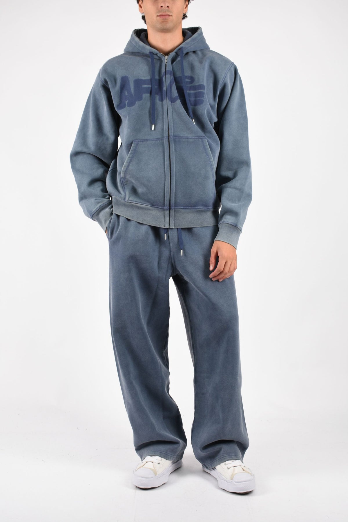 Pantaloni jogger sunfade stencil
