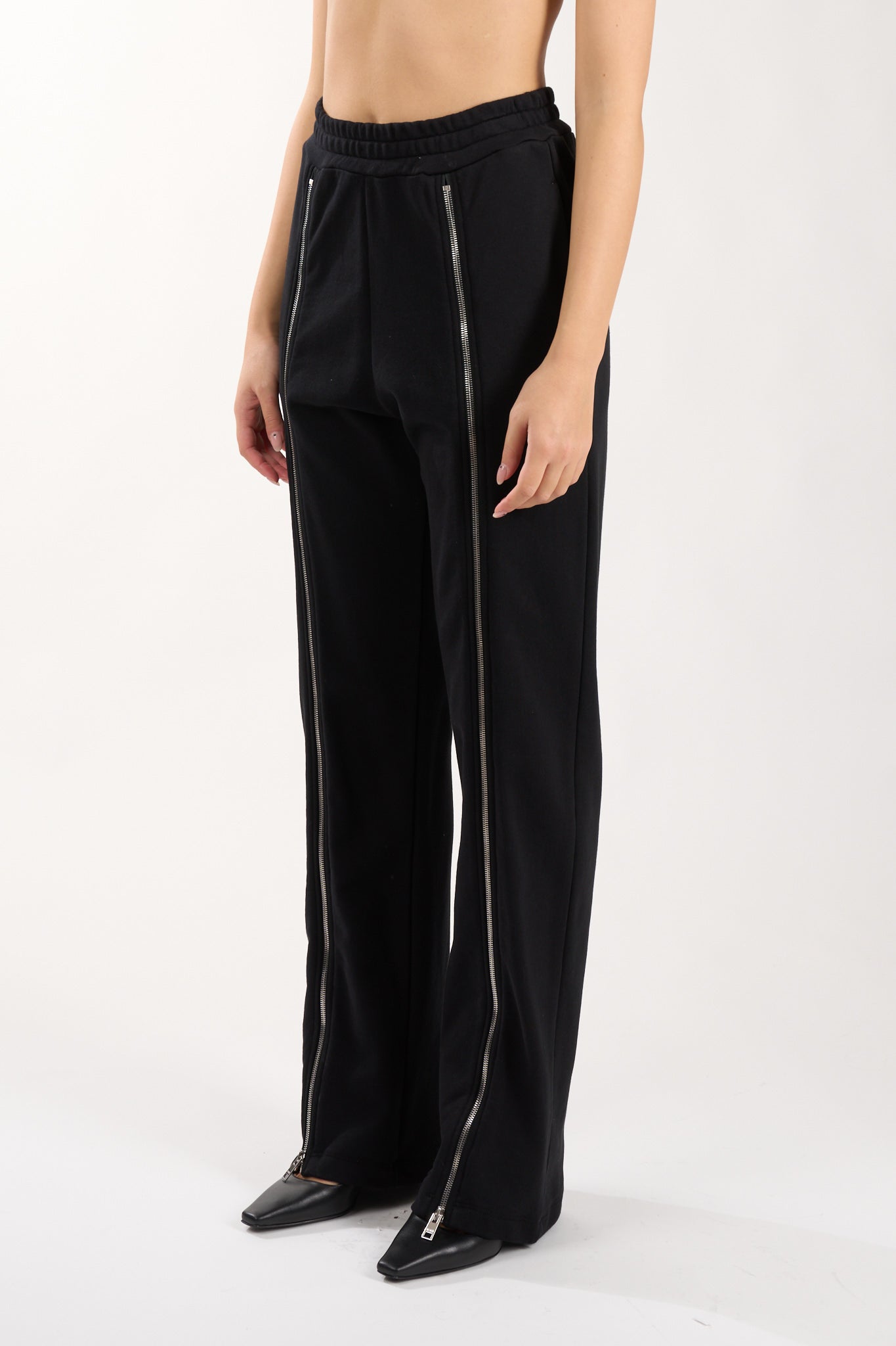 pantaloni jogger con zip