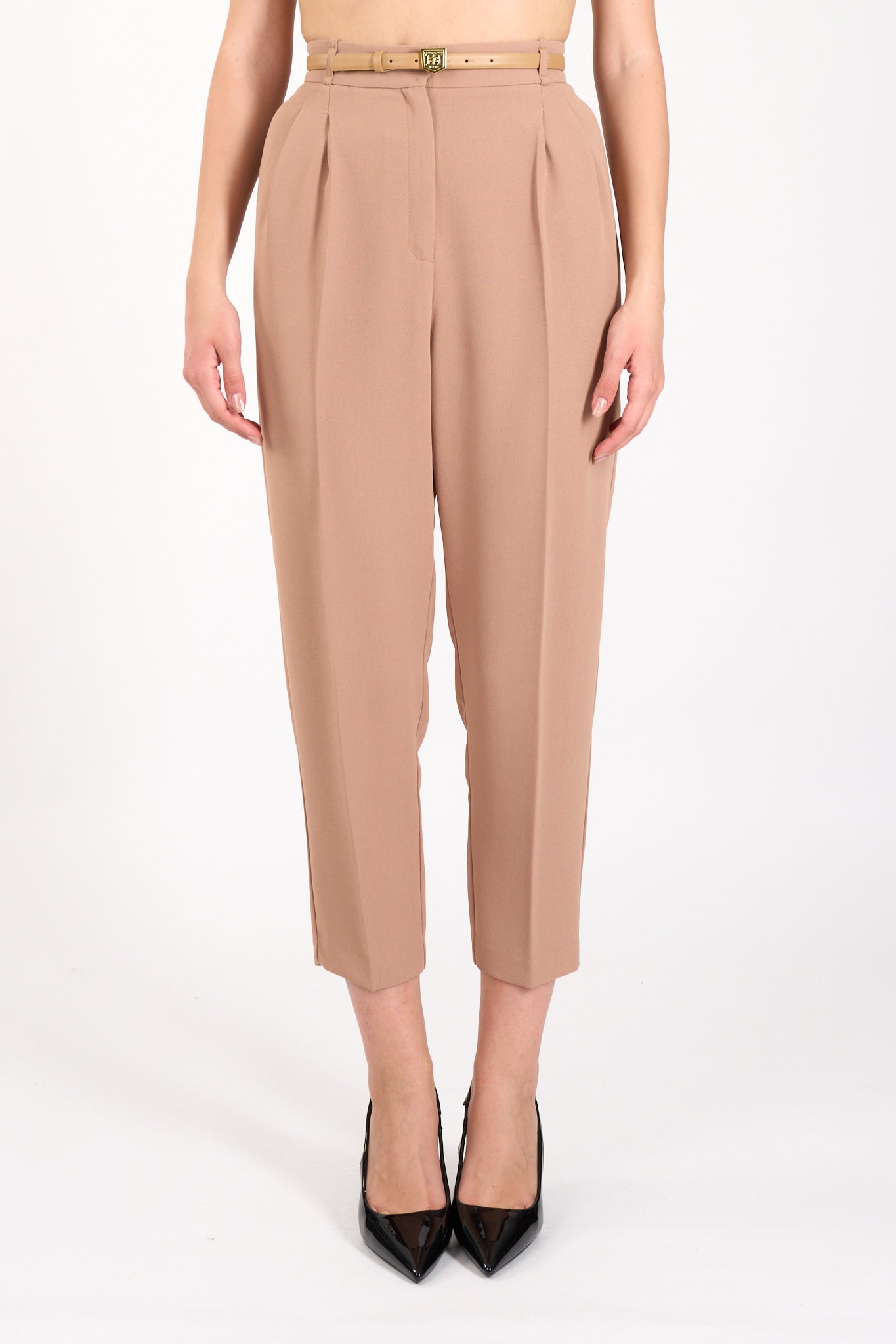 pantaloni dritti alla caviglia