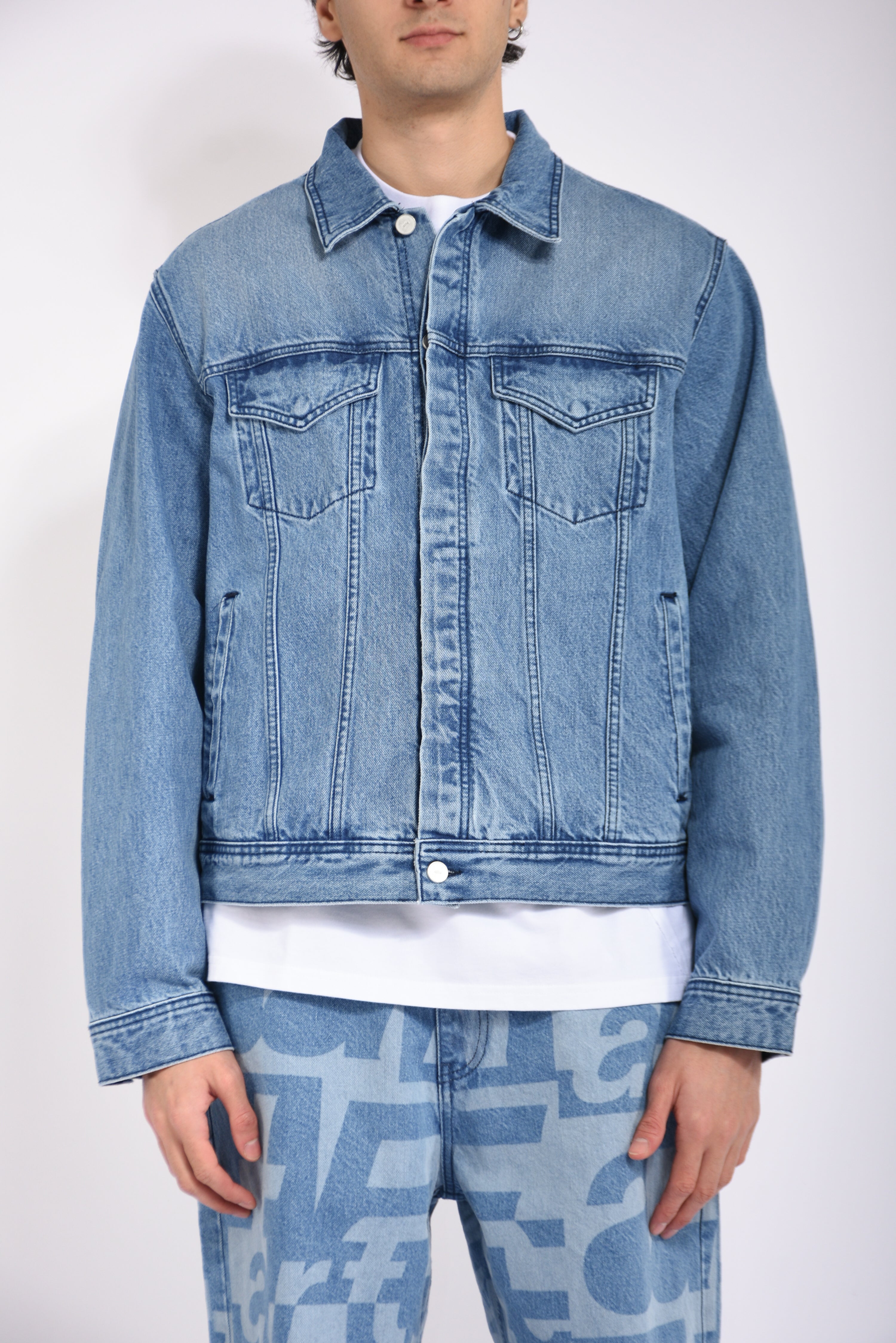 giubbino circle logo