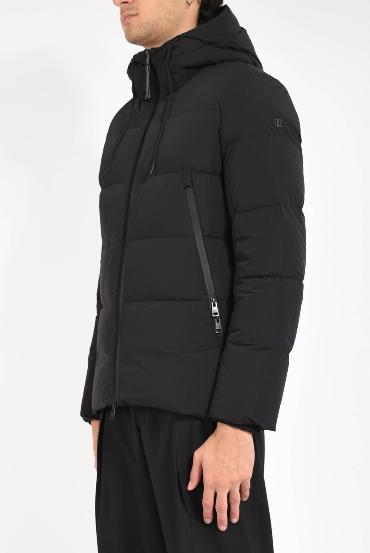 Piumino in tessuto tecnico superlight bi-stretch
