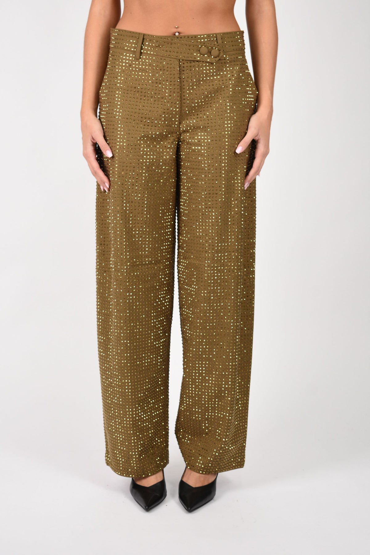 Pantaloni barrel fit con strass 107667A3M0