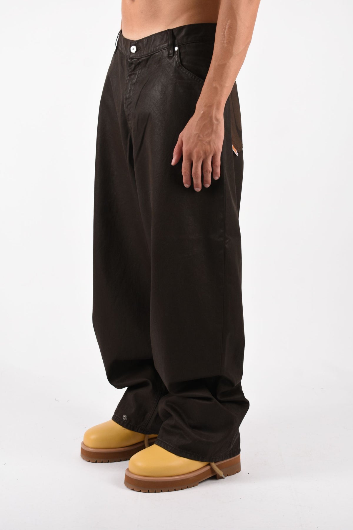 Pantaloni mpc