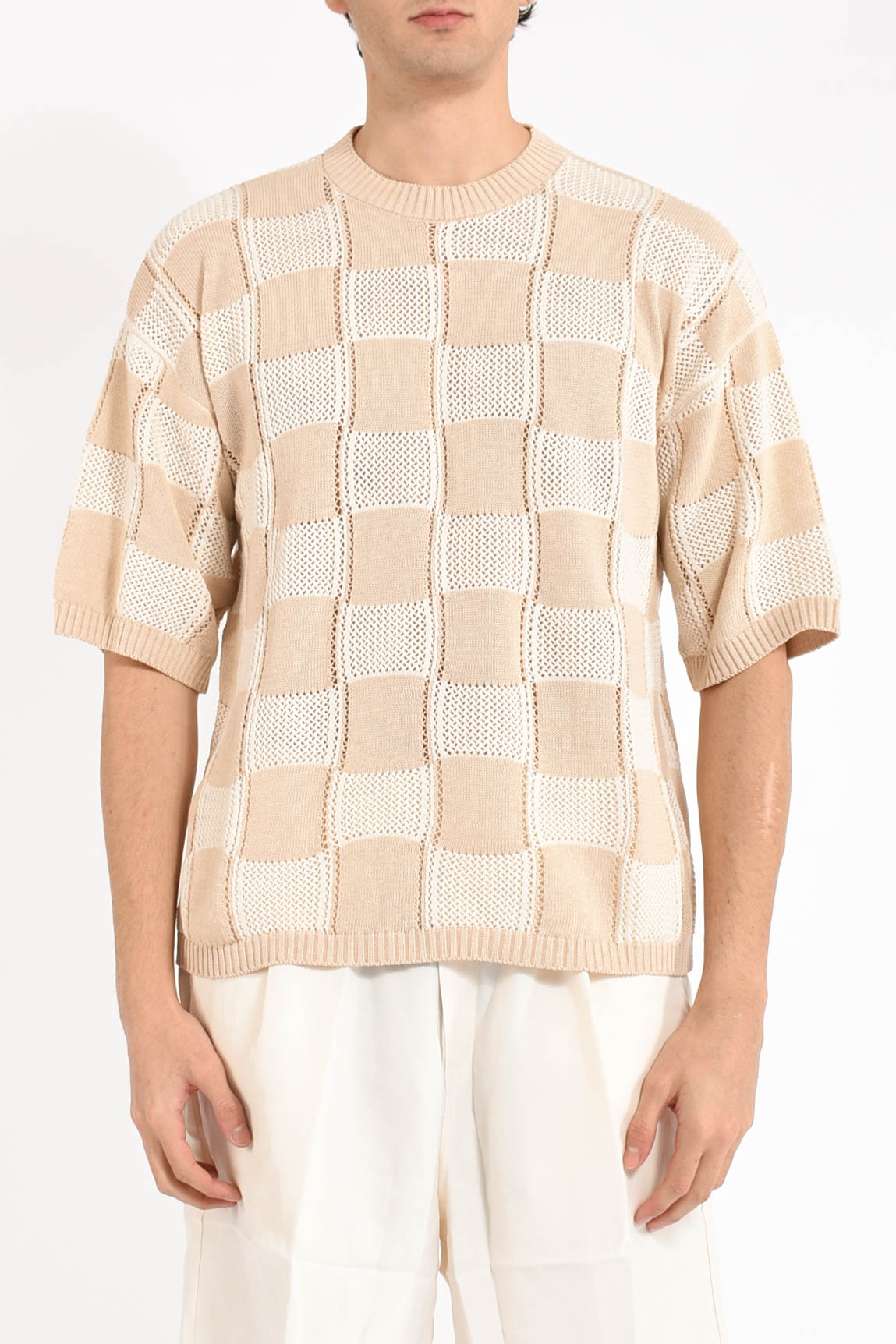 t-shirt lavorata in maglia