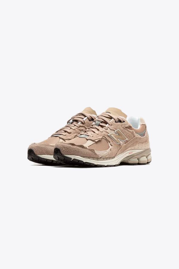 NEW BALANCE sneakers 2002R