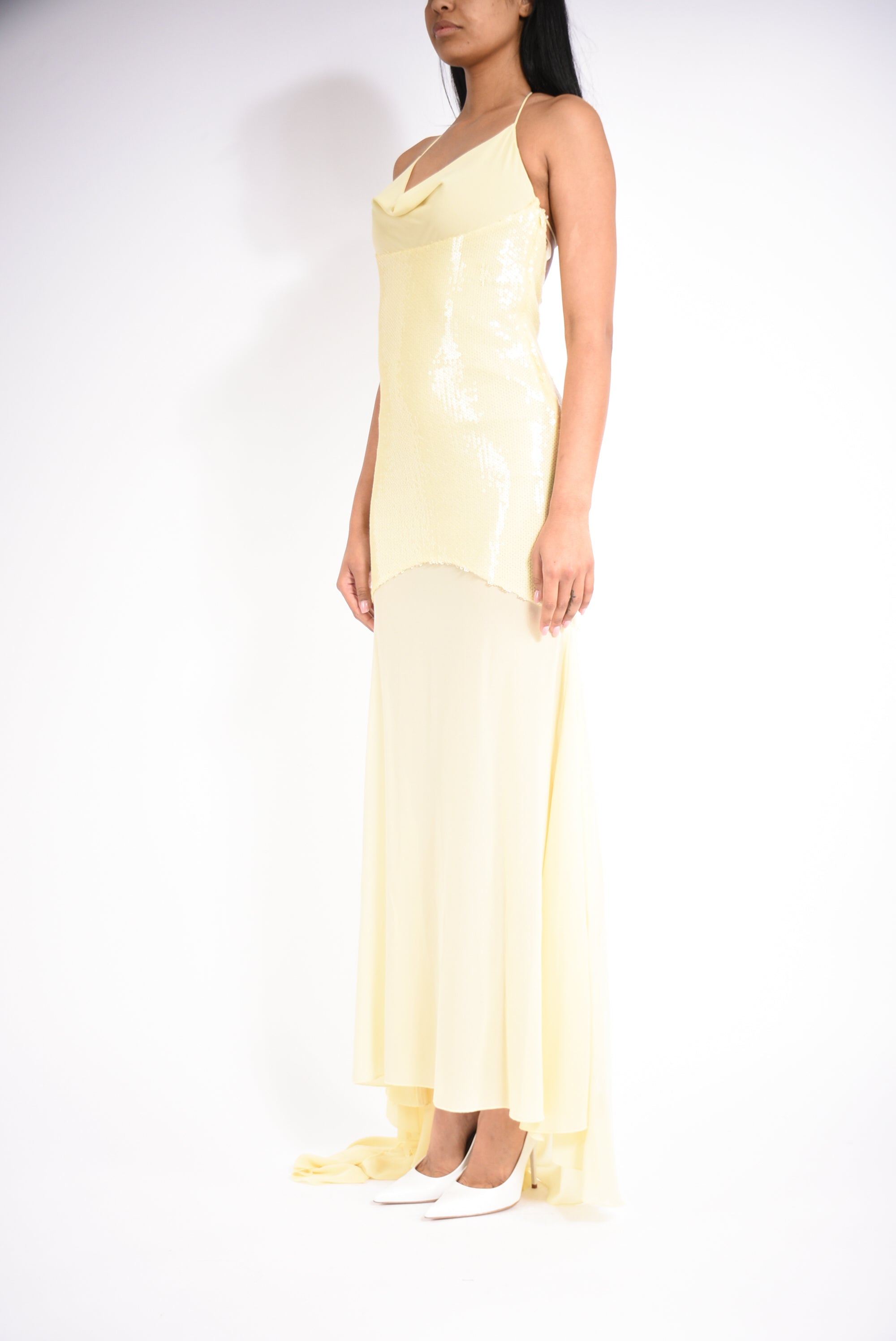 Abito lungo asimmetrico con paillettes