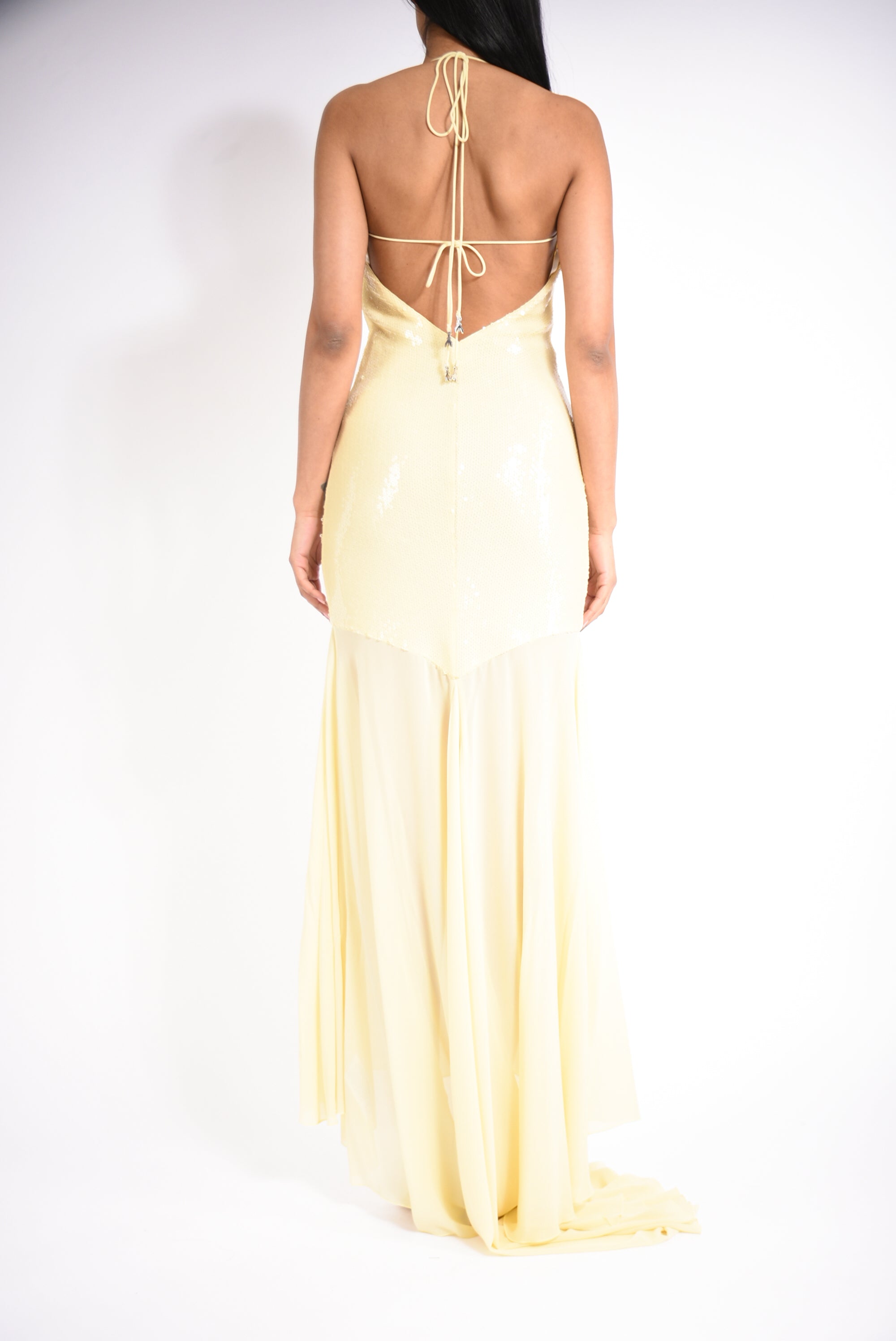 Abito lungo asimmetrico con paillettes