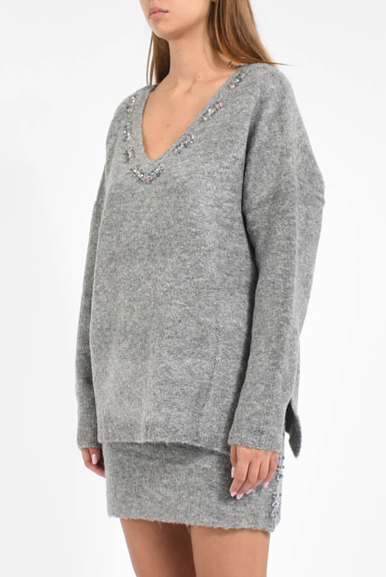 maglia in lana con ricamo gioiello