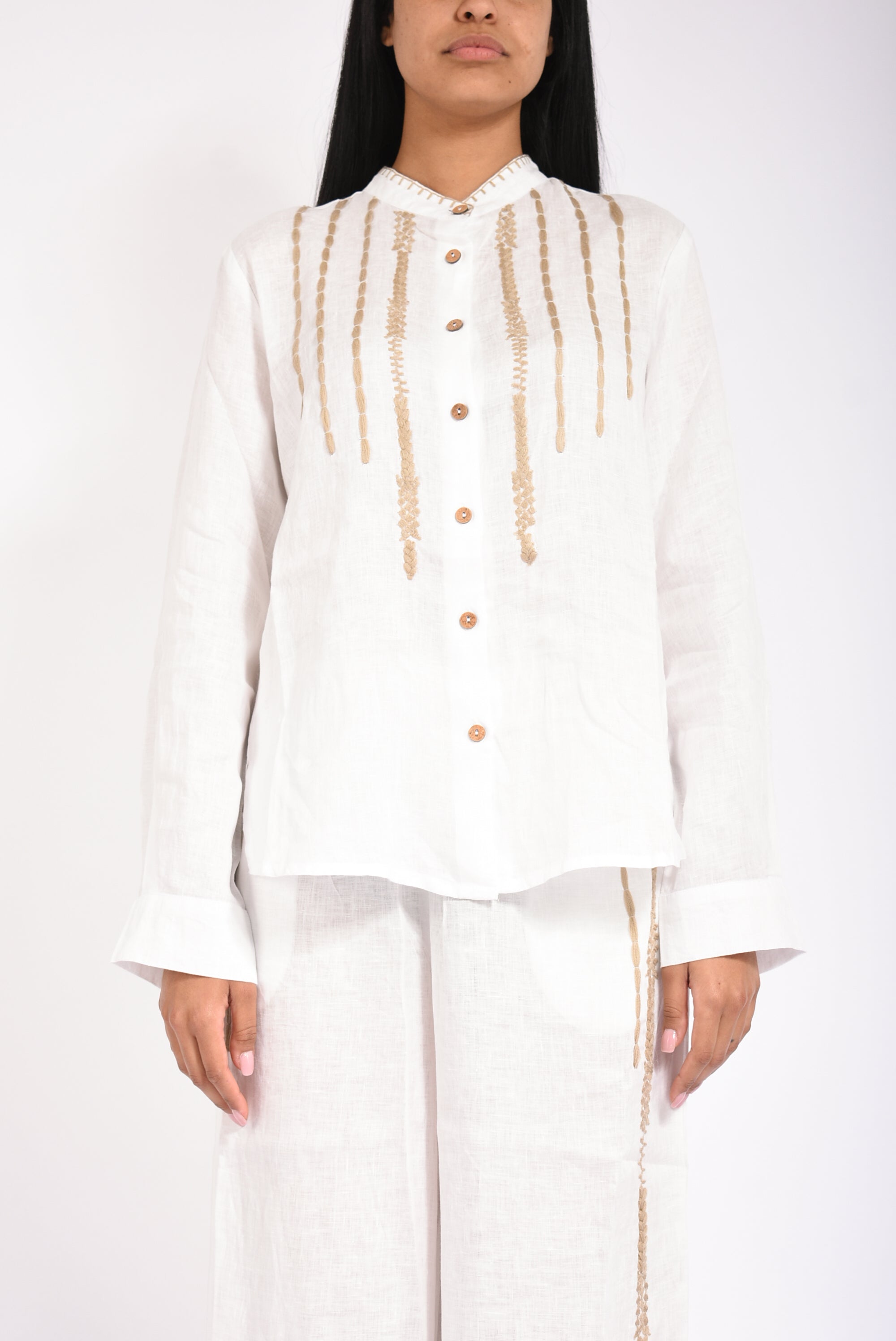 camicia ricamata lino