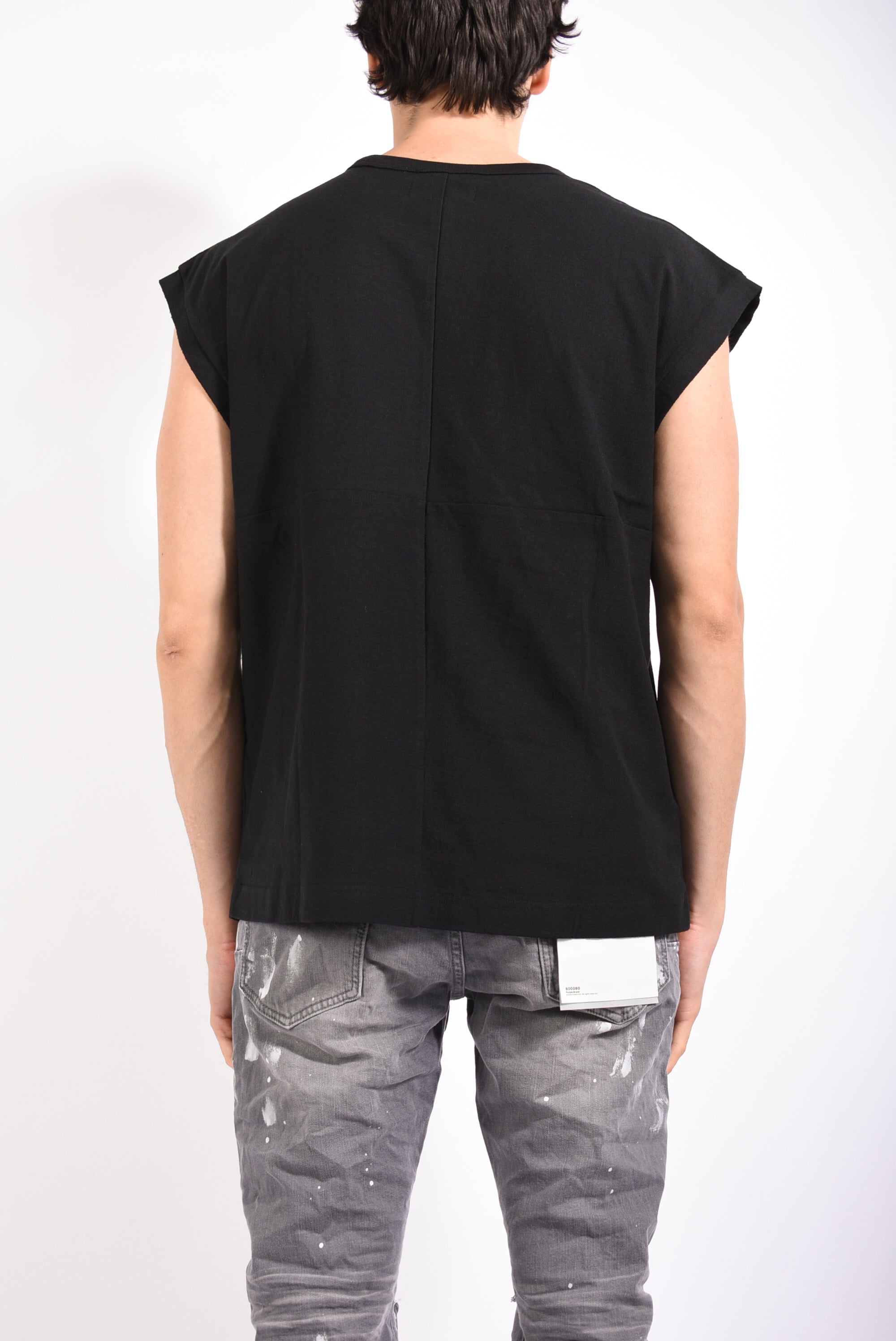 T-shirt smanicata