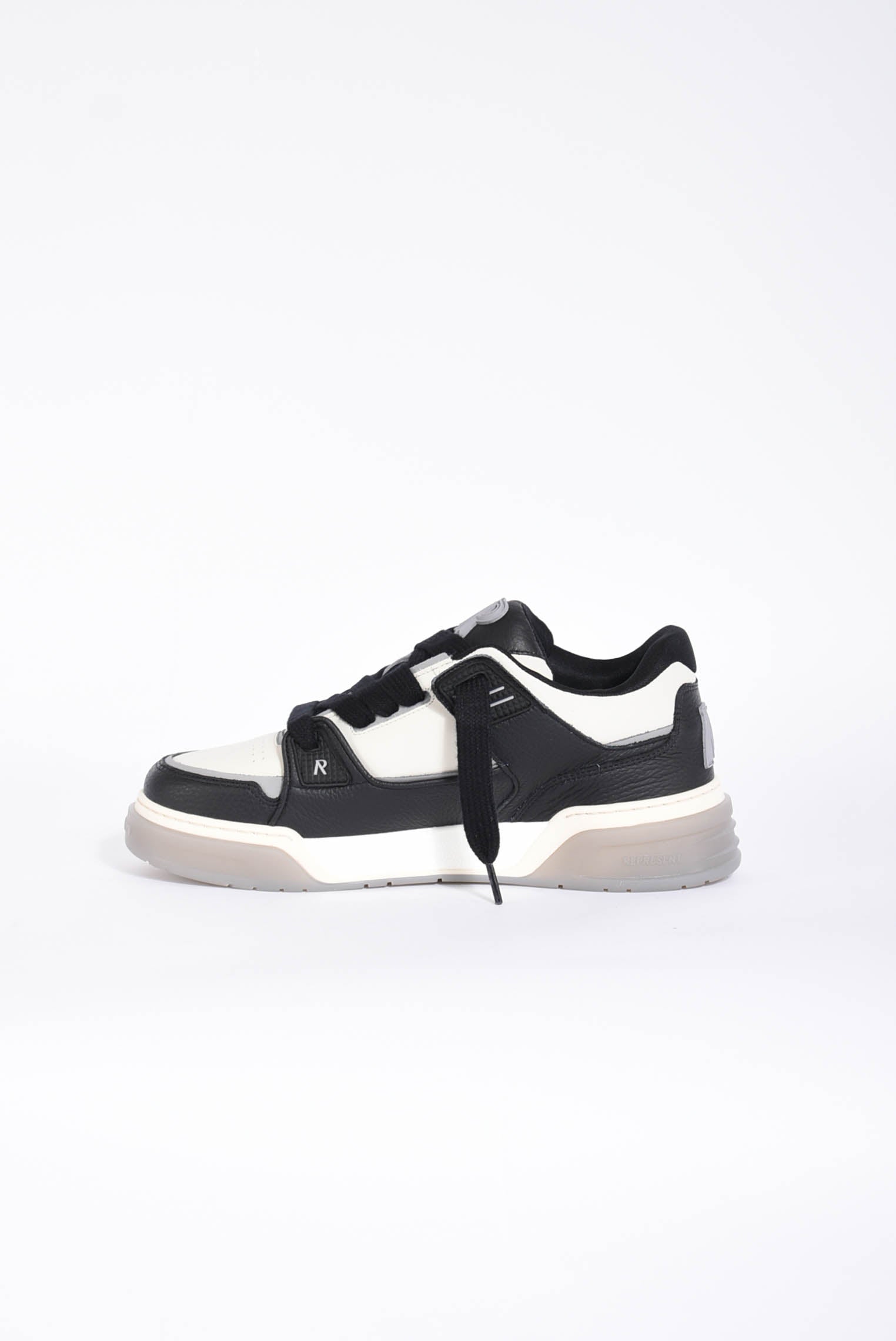 sneakers modello studio