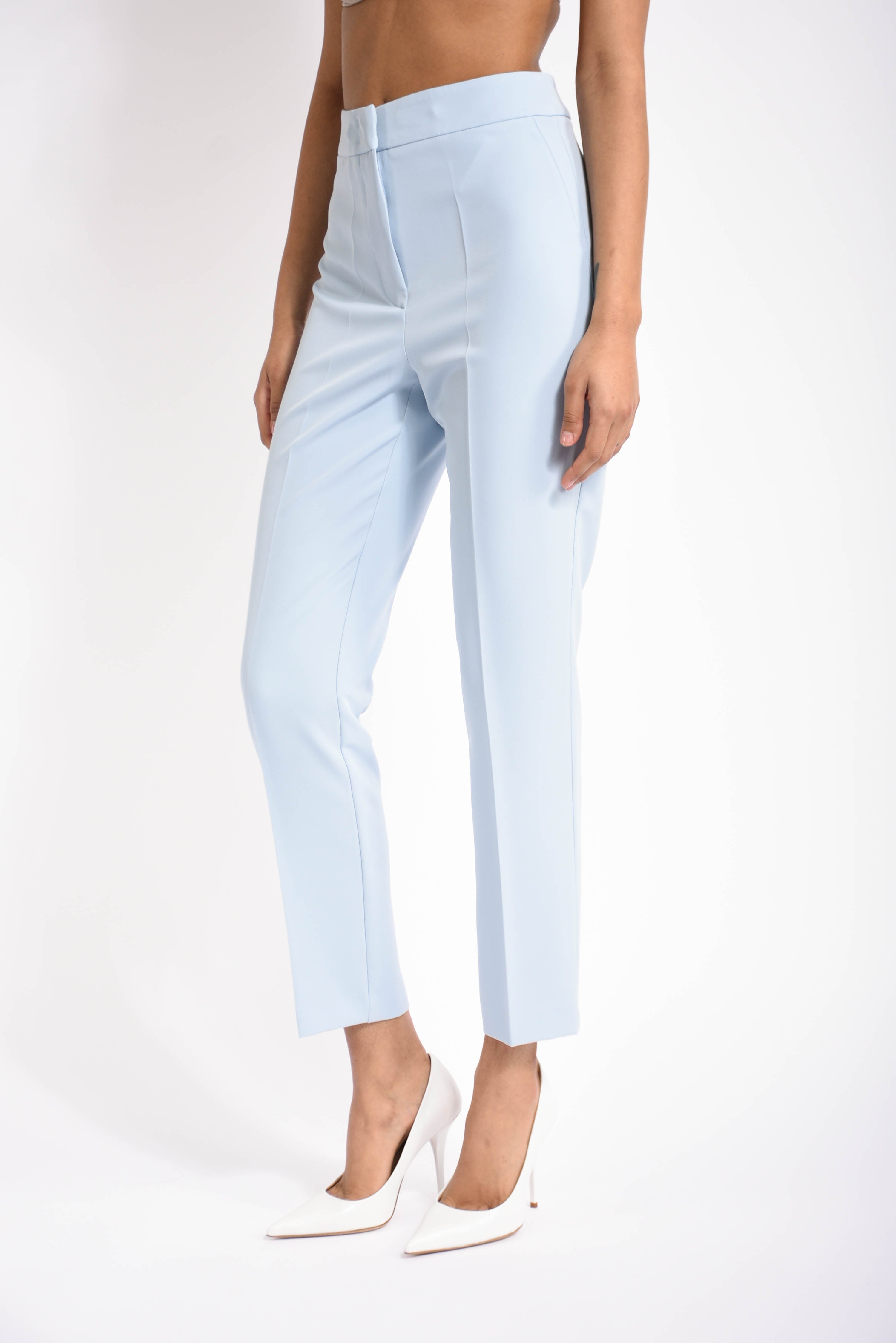 pantaloni a sigaretta