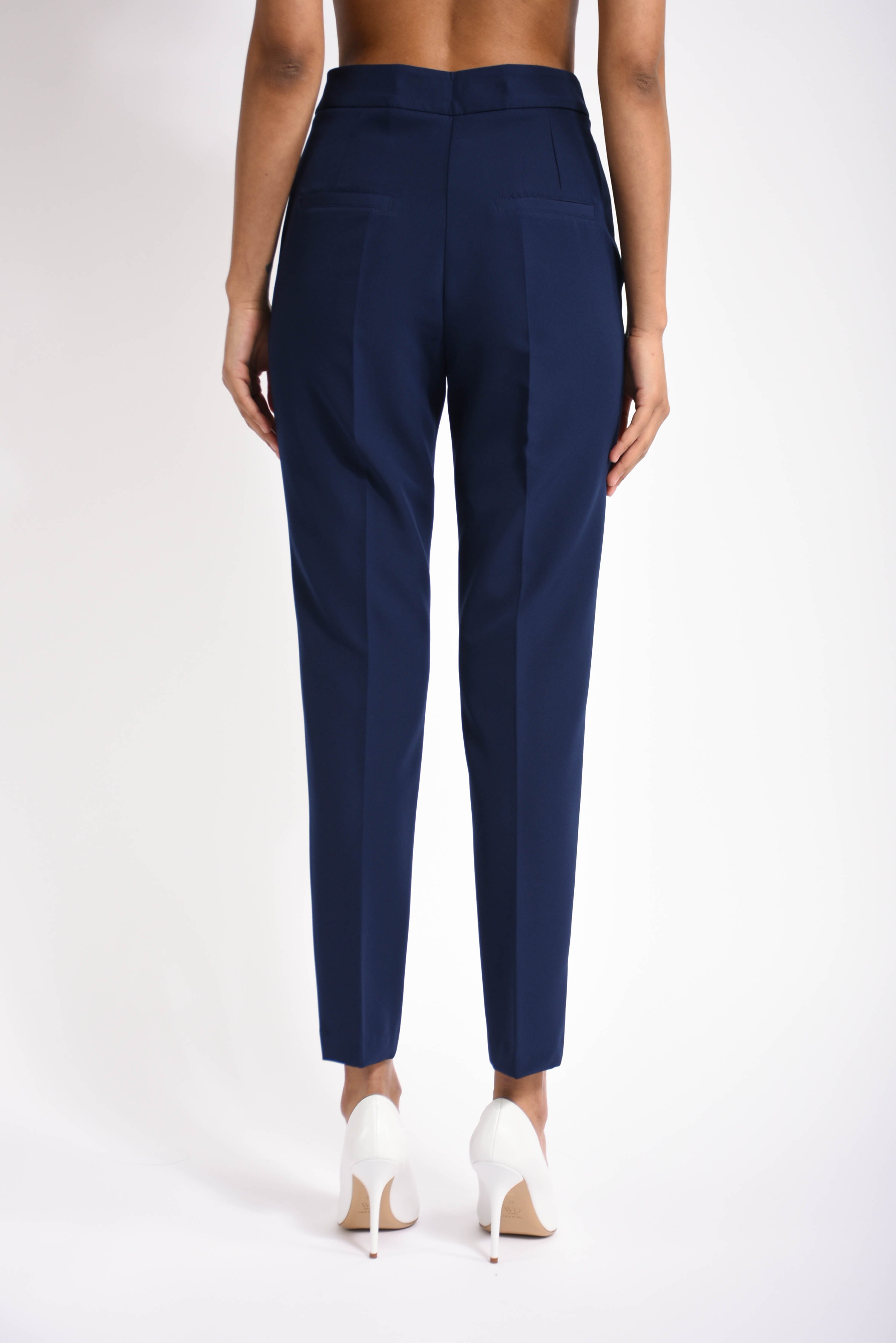 pantaloni a sigaretta