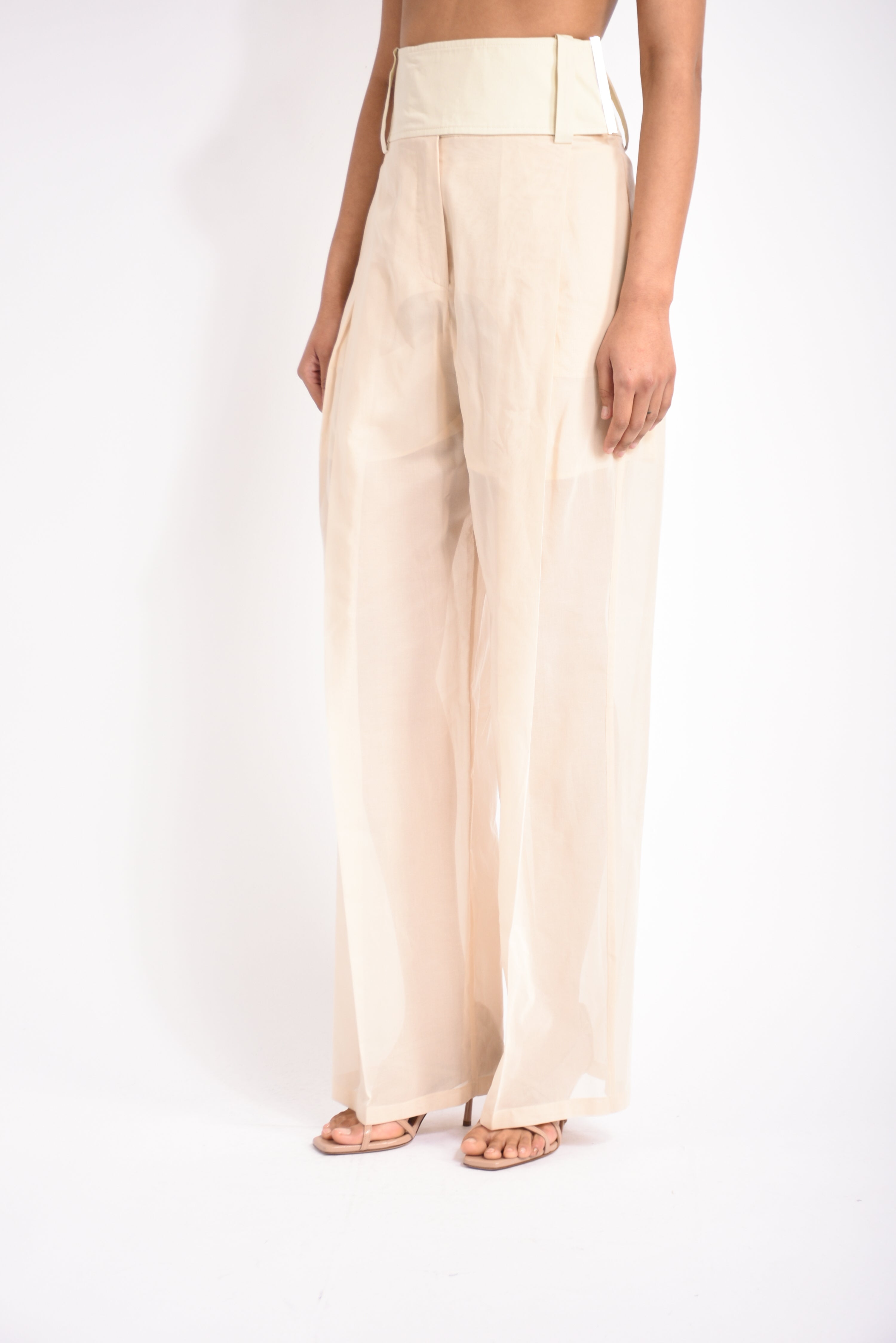pantaloni in voile di organza ferito