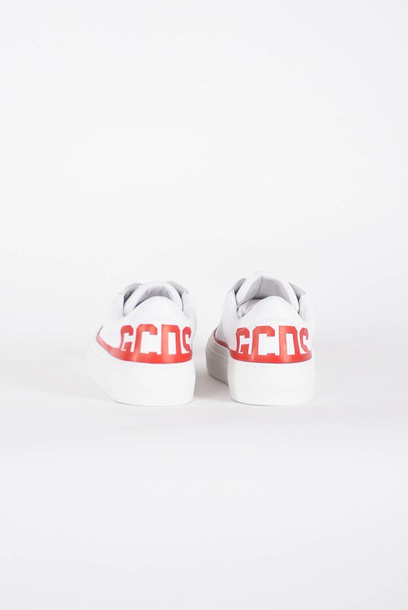GCDS Sneakers logo