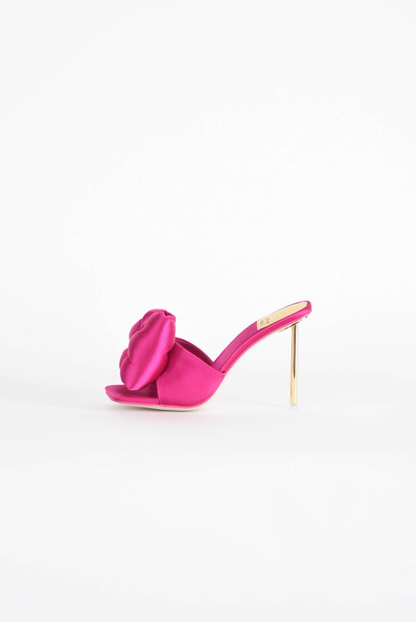 JEFFREY CAMPBELL sandali modello bow down