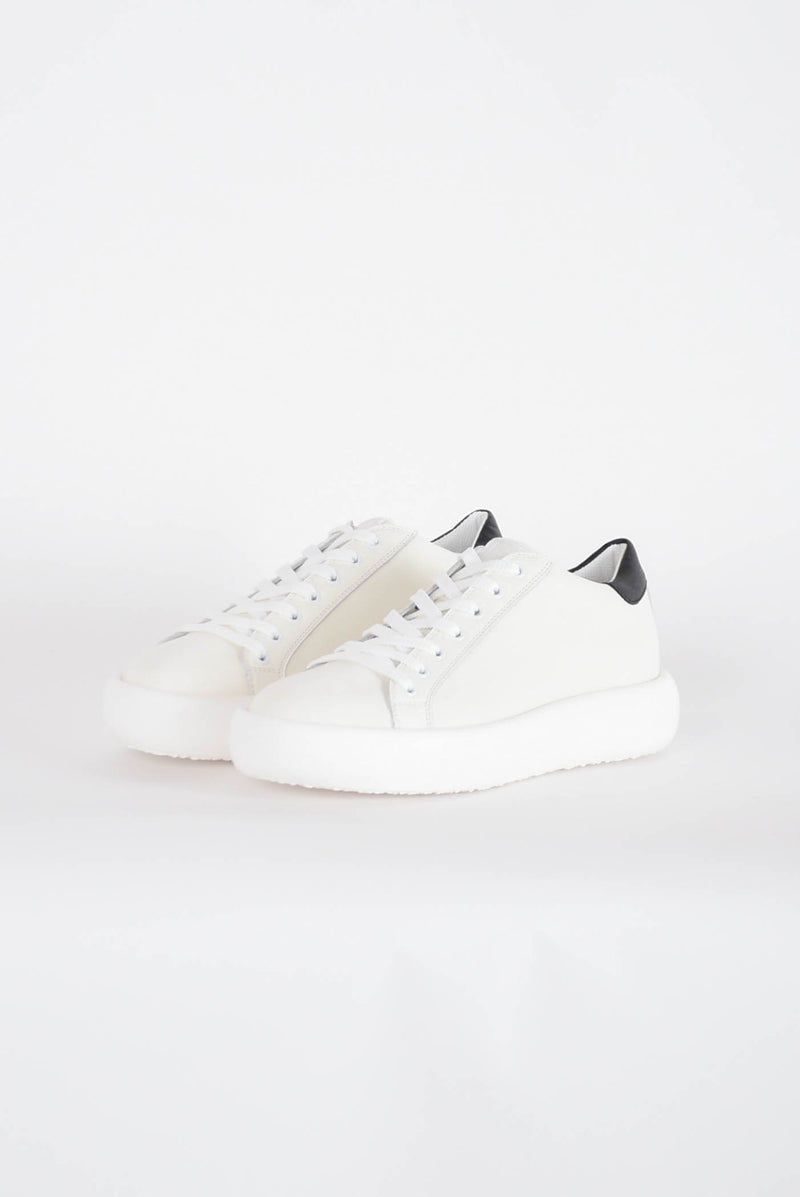 VIC MATIE' Sneakers in pelle
