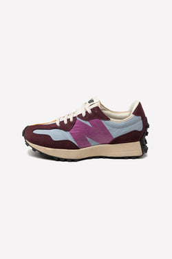 NEW BALANCE Leather sneakers